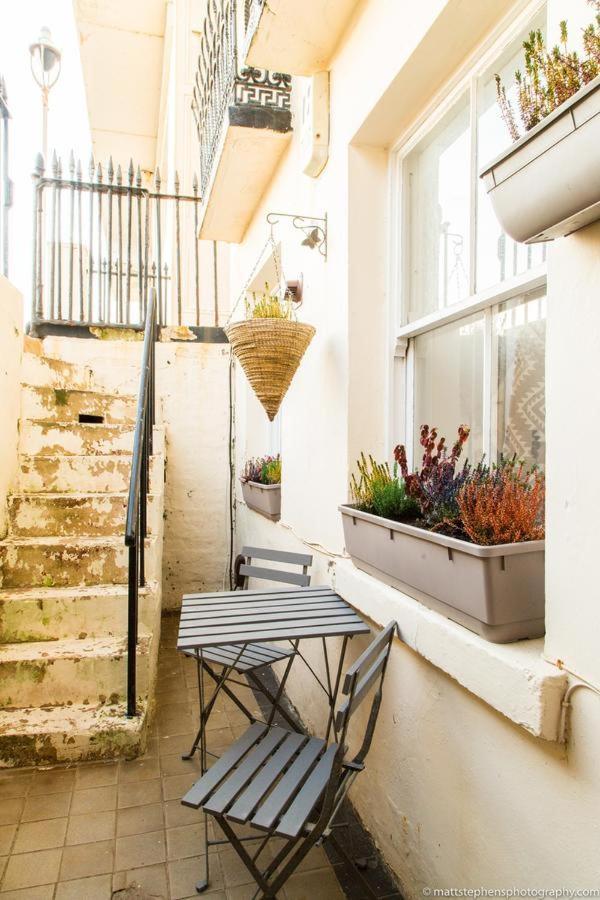 Seafront Apartment With Garden Brighton Dış mekan fotoğraf
